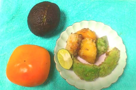 柿とアボカドの天ぷら